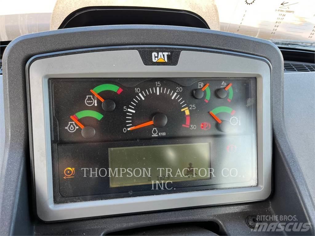 CAT 730WW Шарнирно-сочленённые самосвалы