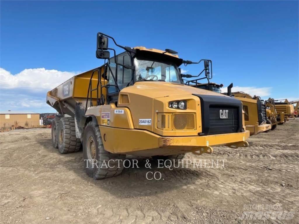 CAT 735 Шарнирно-сочленённые самосвалы