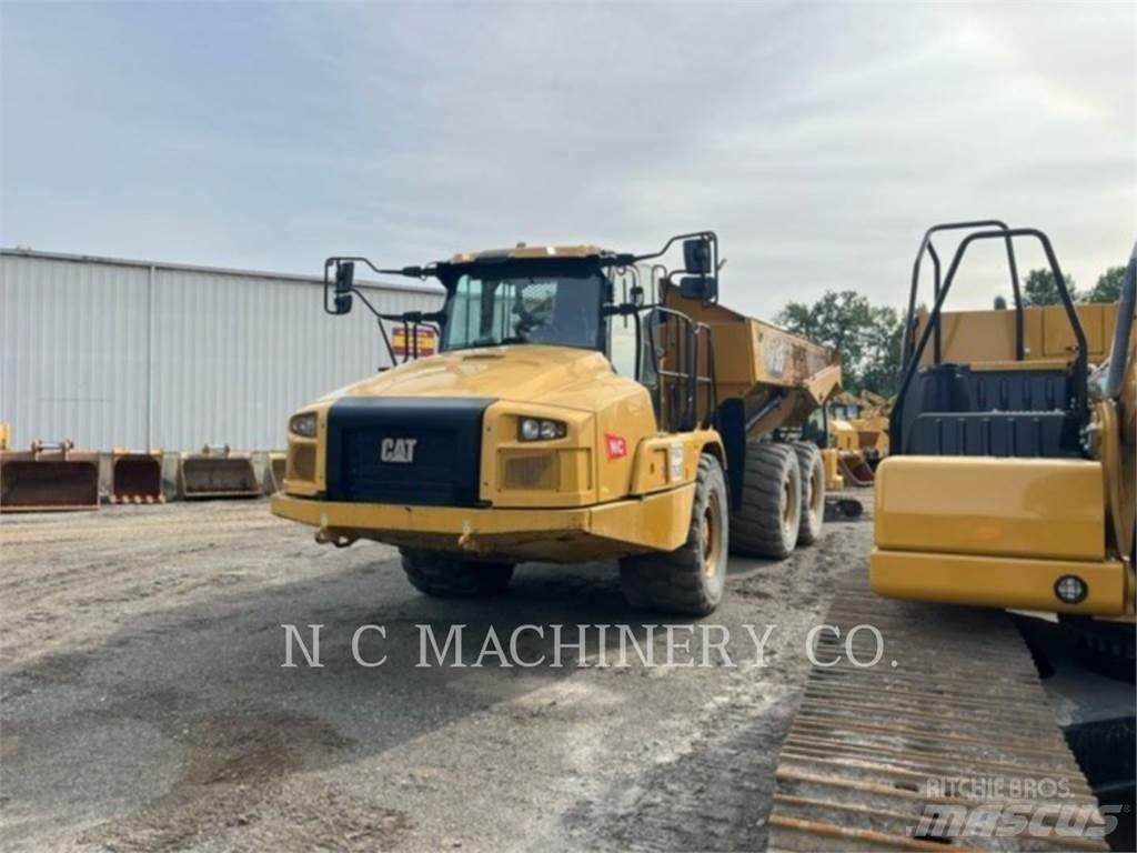 CAT 735 Грузовики-Самосвалы