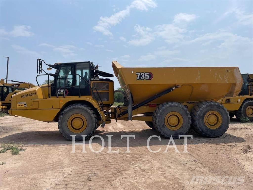 CAT 735 Шарнирно-сочленённые самосвалы