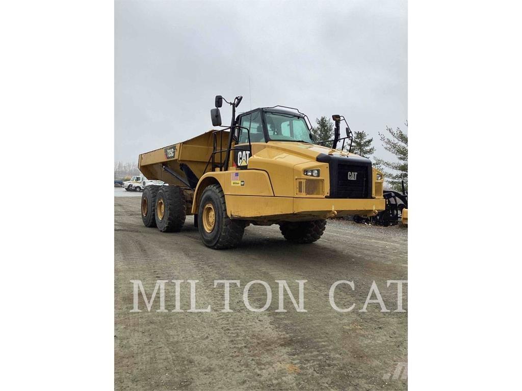 CAT 735C Шарнирно-сочленённые самосвалы