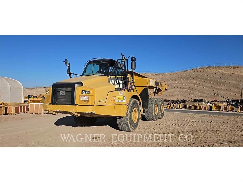 CAT 735C Шарнирно-сочленённые самосвалы