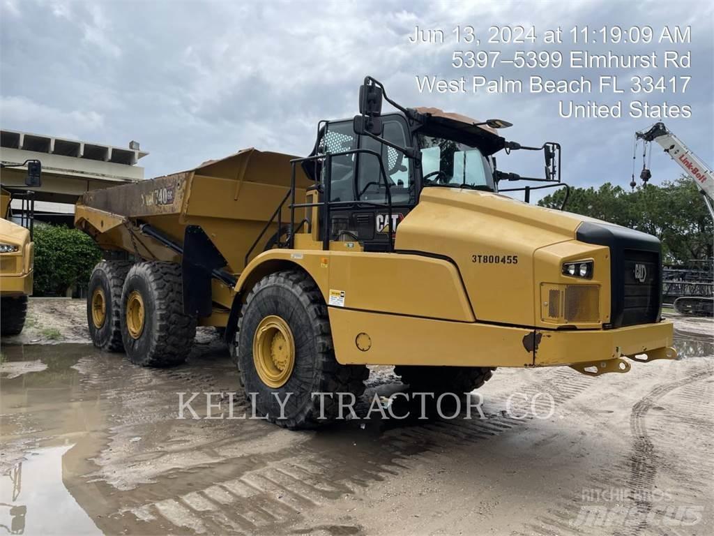 CAT 740 Шарнирно-сочленённые самосвалы