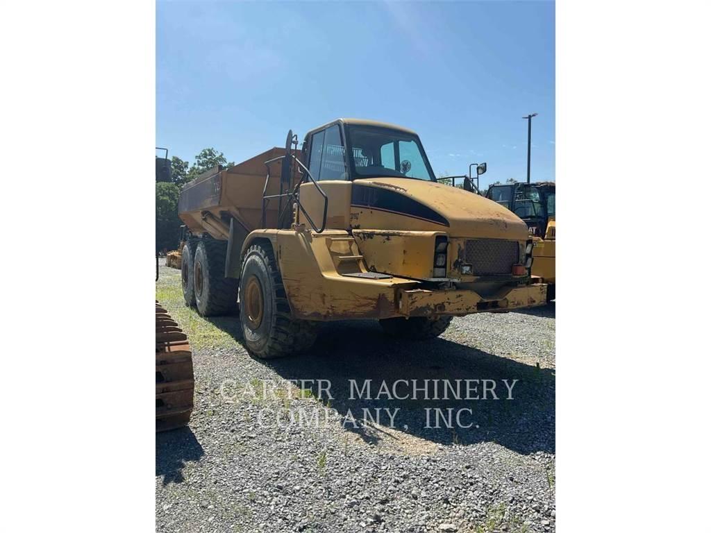 CAT 740 Шарнирно-сочленённые самосвалы