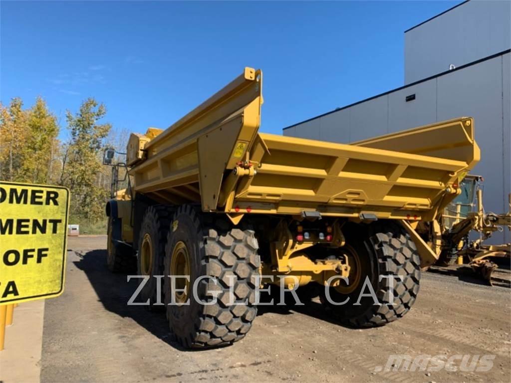 CAT 740-04EJ Шарнирно-сочленённые самосвалы