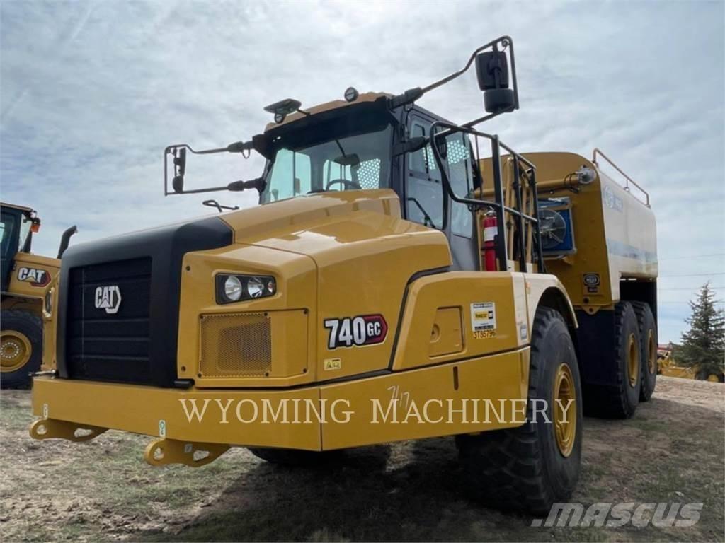 CAT 740 GC Шарнирно-сочленённые самосвалы