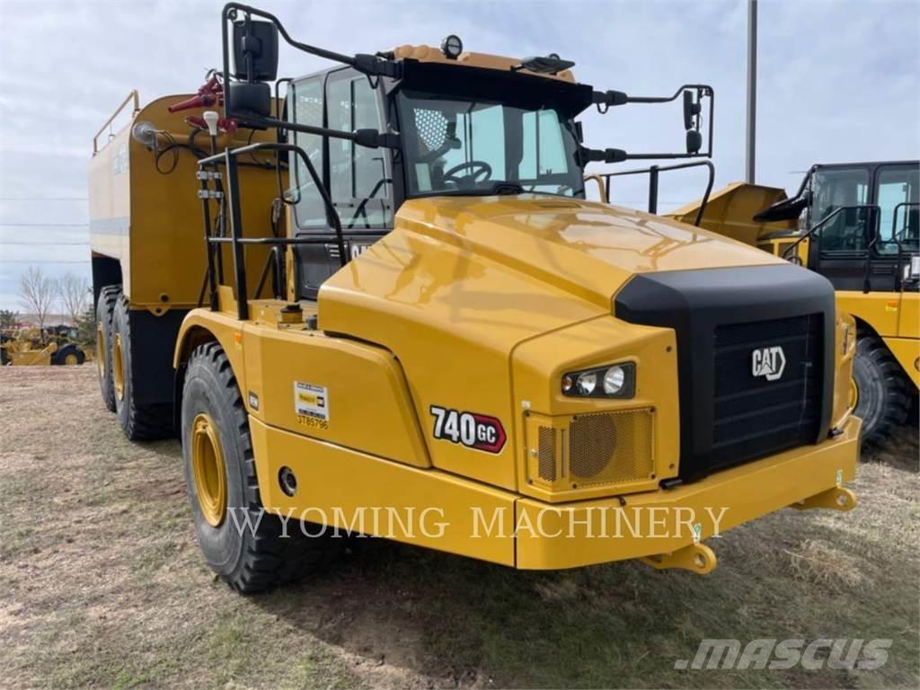 CAT 740 GC Шарнирно-сочленённые самосвалы