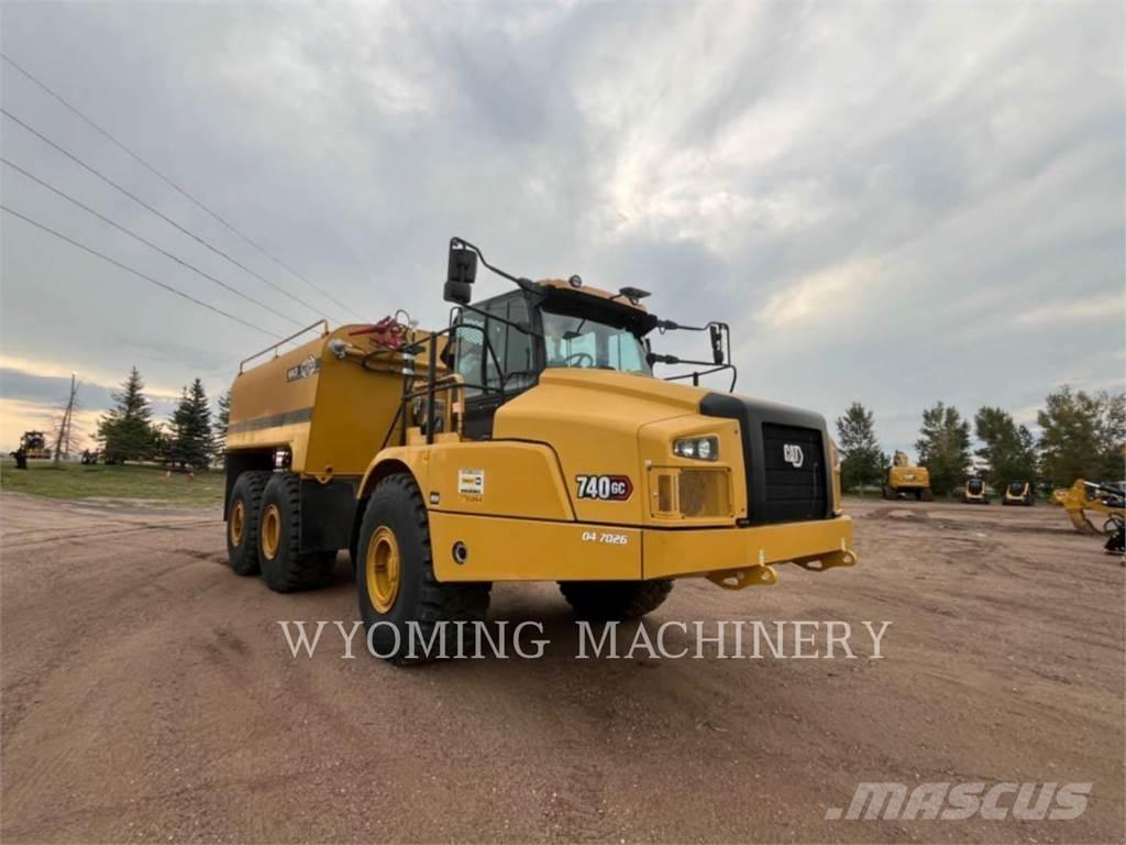 CAT 740 GC Шарнирно-сочленённые самосвалы