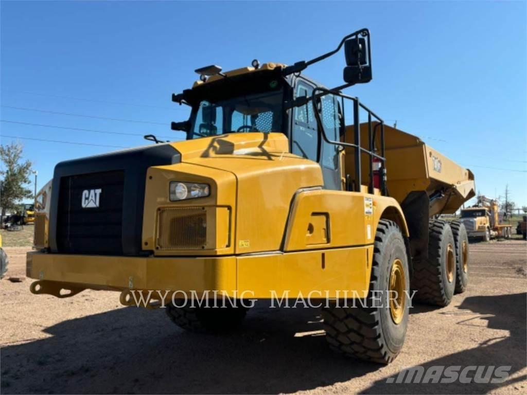 CAT 740 GC Шарнирно-сочленённые самосвалы