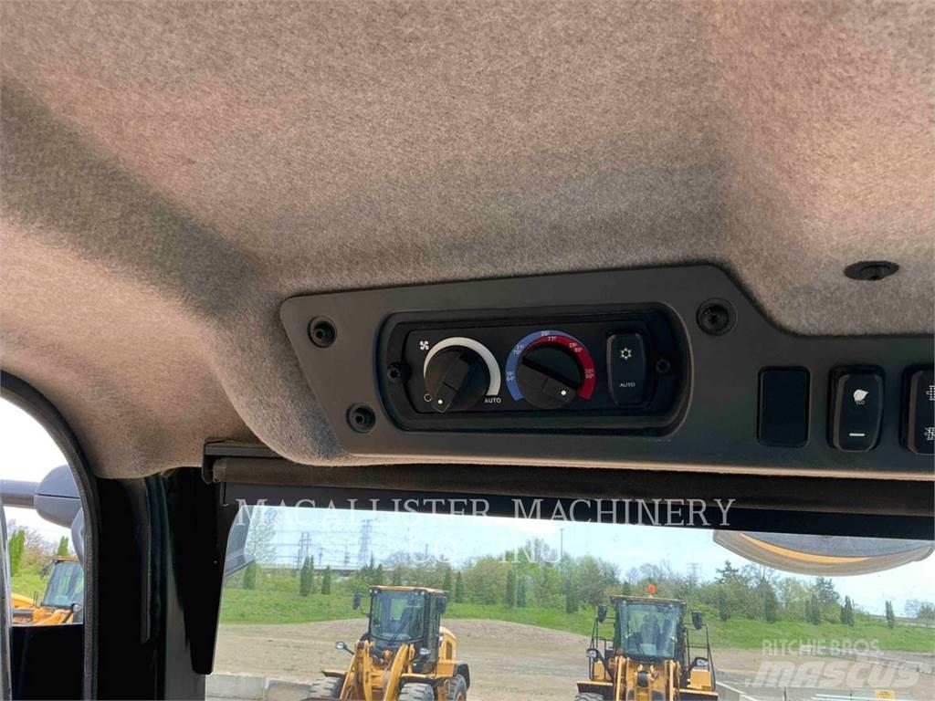 CAT 740 GC Шарнирно-сочленённые самосвалы