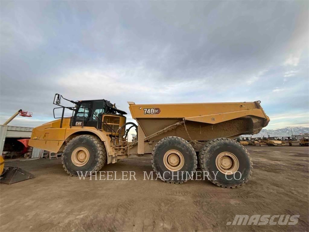 CAT 740 GC TG Шарнирно-сочленённые самосвалы