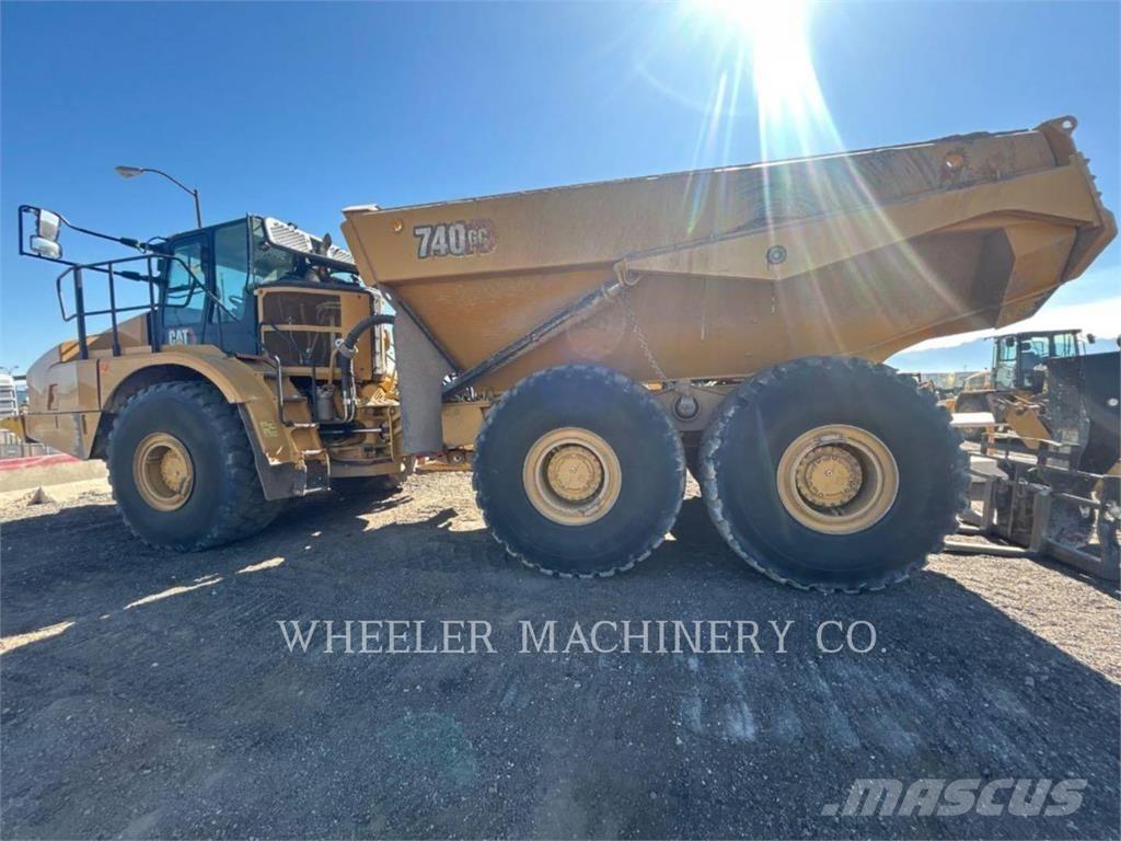 CAT 740 GC TG Шарнирно-сочленённые самосвалы
