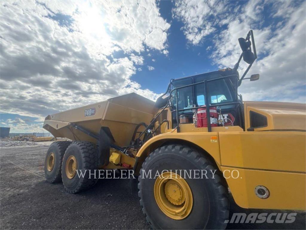 CAT 740 GC TG Шарнирно-сочленённые самосвалы