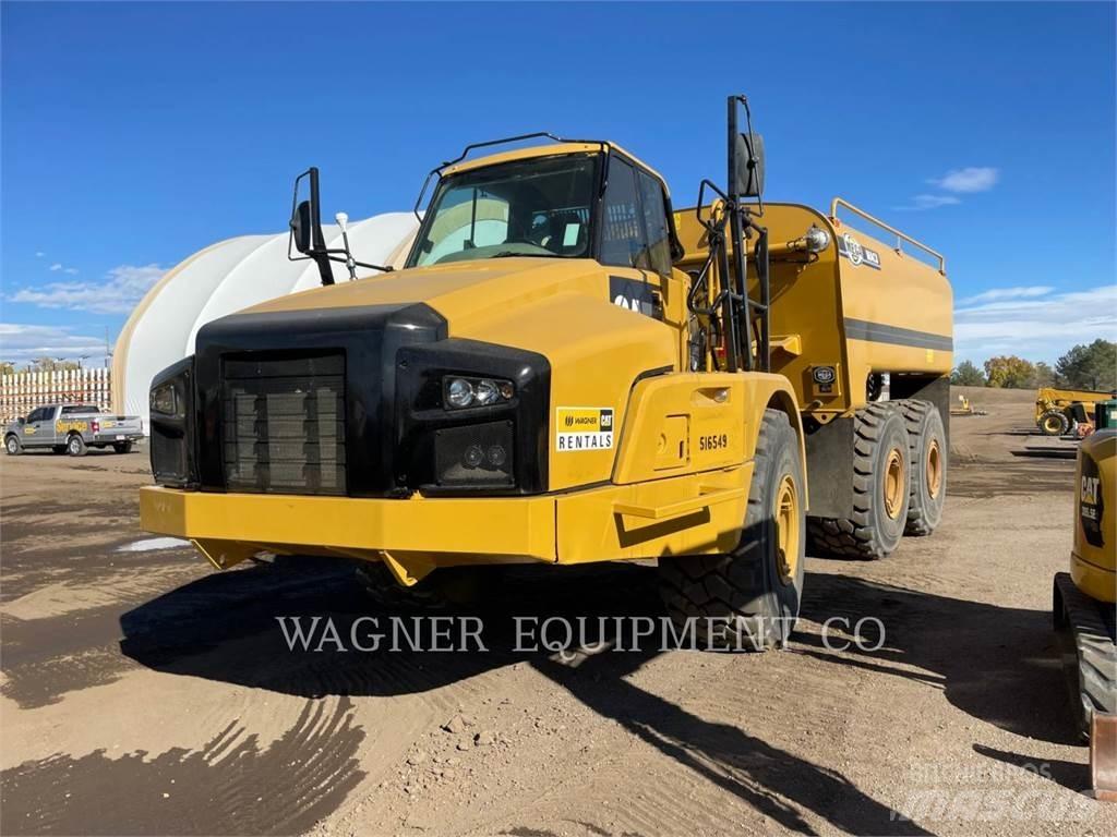 CAT 740B WT RB Поливочные машины