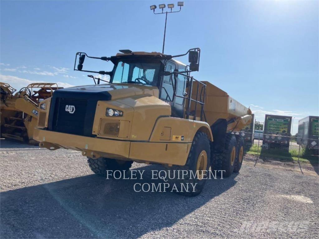 CAT 740GC-04 Шарнирно-сочленённые самосвалы