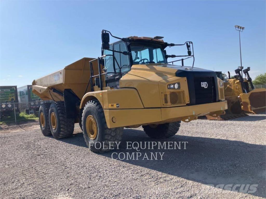 CAT 740GC-04 Шарнирно-сочленённые самосвалы