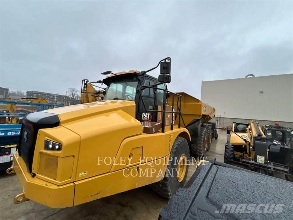 CAT 740GC-04 Шарнирно-сочленённые самосвалы