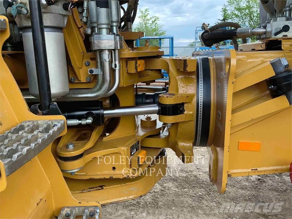 CAT 740GC-04 Шарнирно-сочленённые самосвалы
