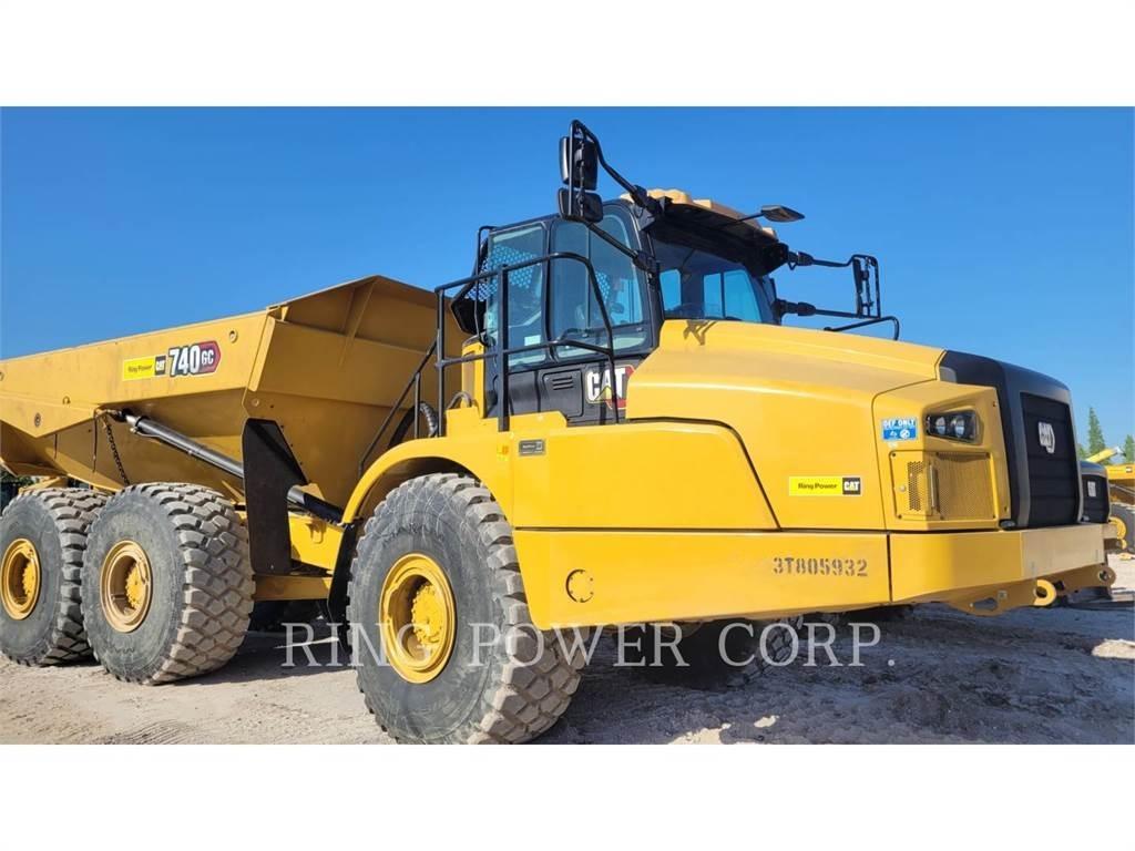 CAT 740GCTG Шарнирно-сочленённые самосвалы