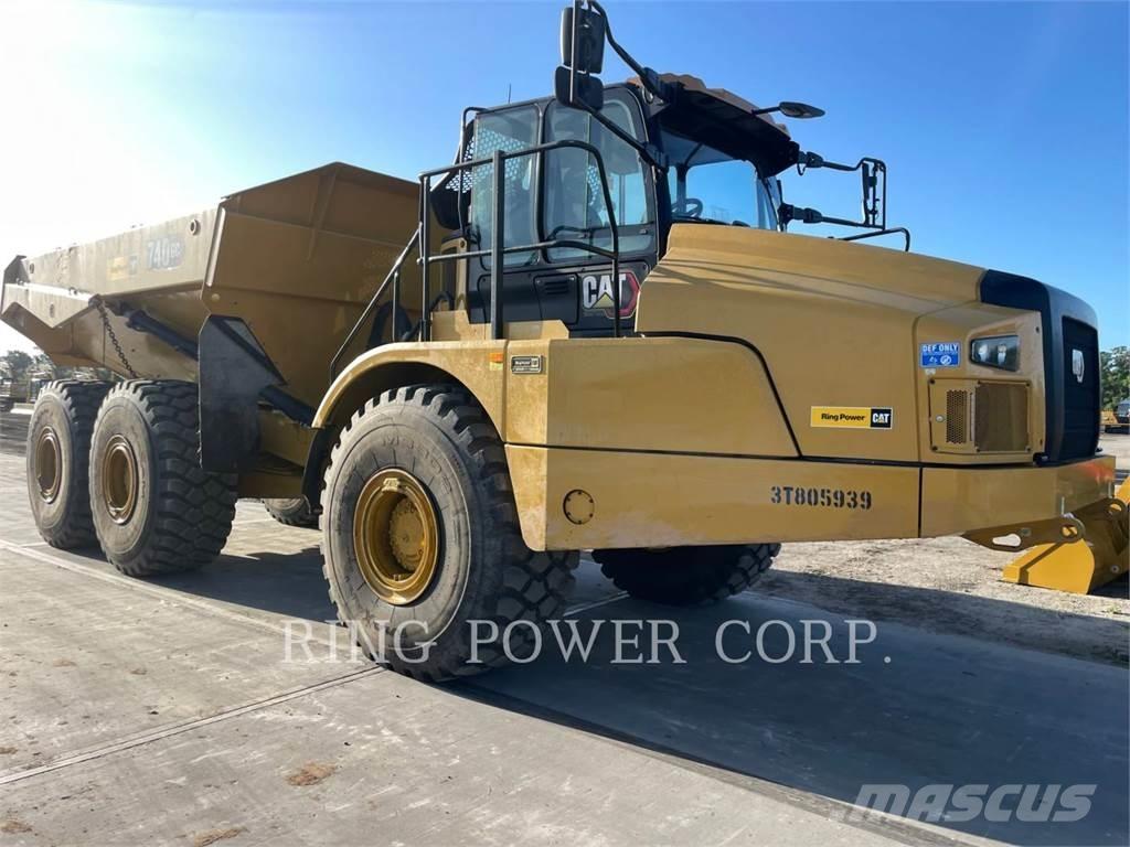 CAT 740GCTG Шарнирно-сочленённые самосвалы
