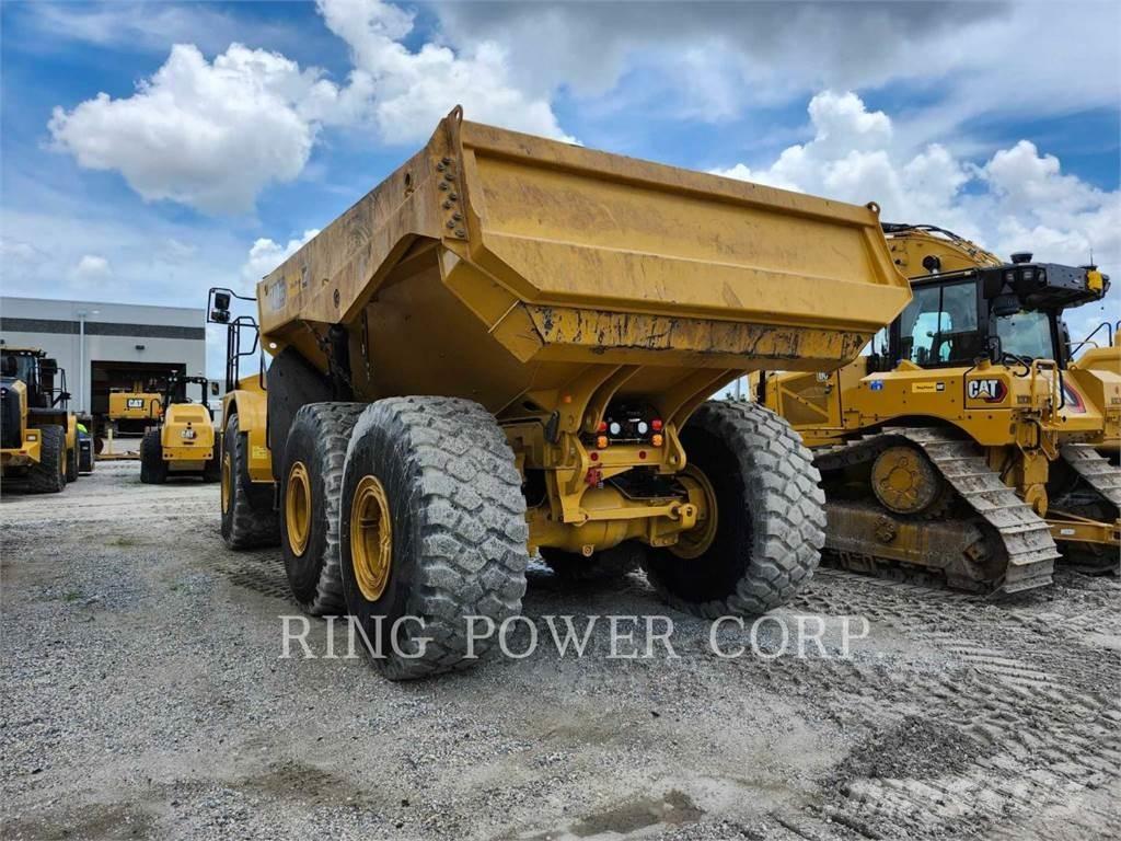 CAT 740GCTG Шарнирно-сочленённые самосвалы