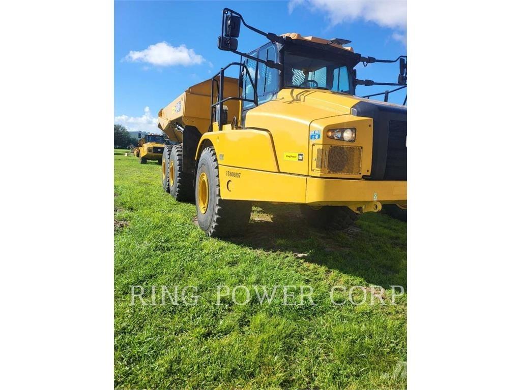 CAT 740GCTG Шарнирно-сочленённые самосвалы