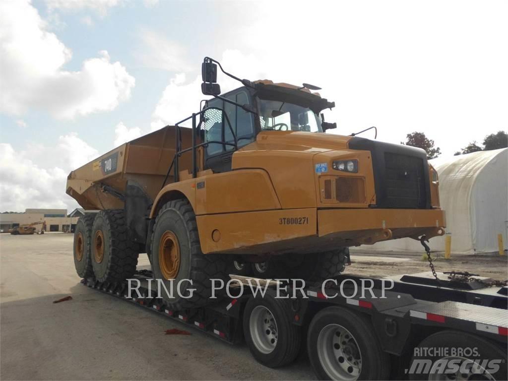 CAT 740GCTG Шарнирно-сочленённые самосвалы