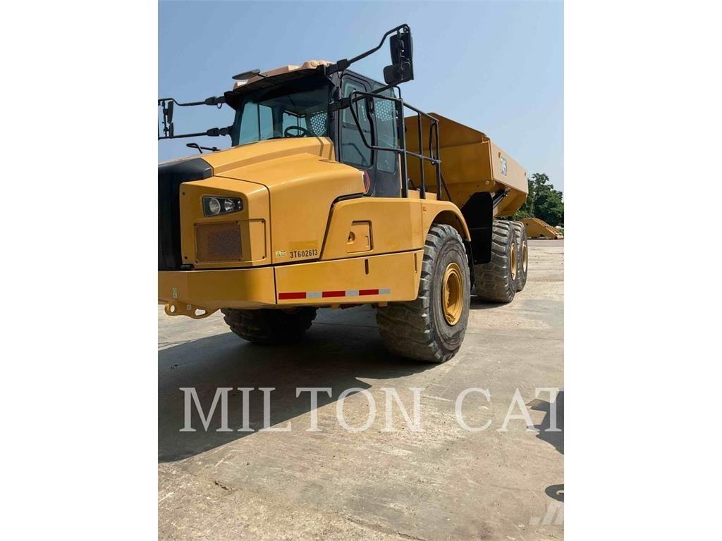 CAT 745 Шарнирно-сочленённые самосвалы