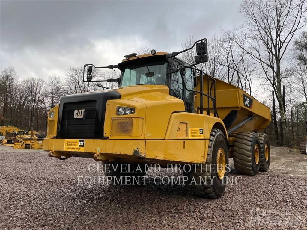 CAT 745 Шарнирно-сочленённые самосвалы