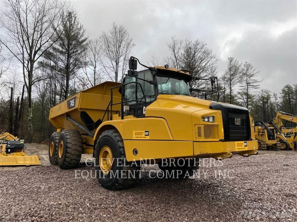 CAT 745 Шарнирно-сочленённые самосвалы