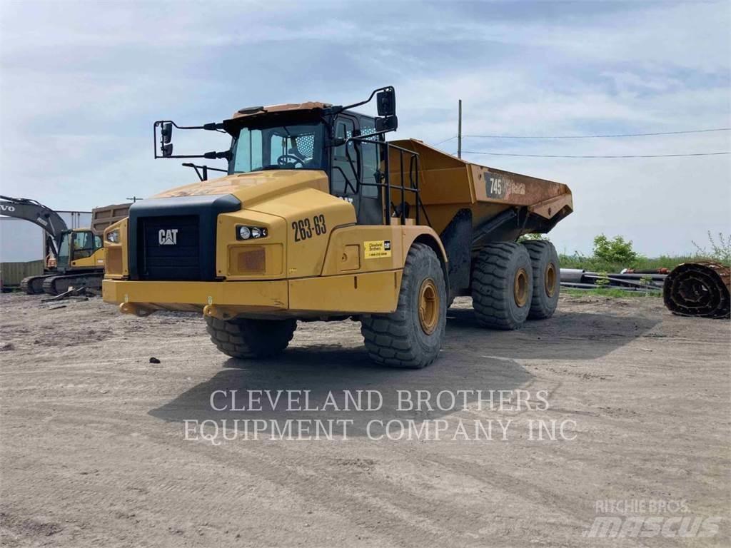 CAT 745 Шарнирно-сочленённые самосвалы