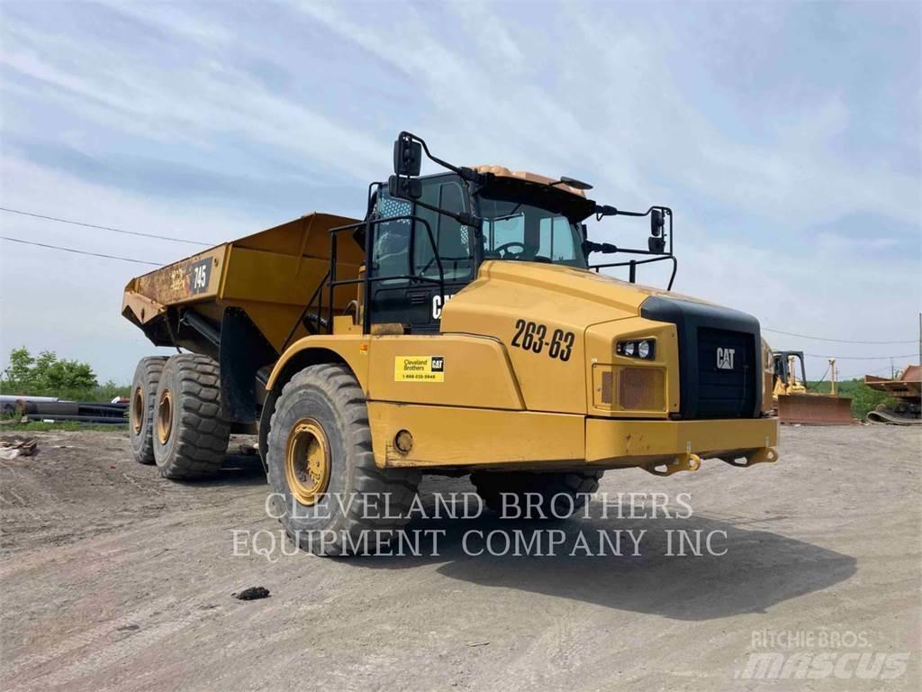 CAT 745 Шарнирно-сочленённые самосвалы