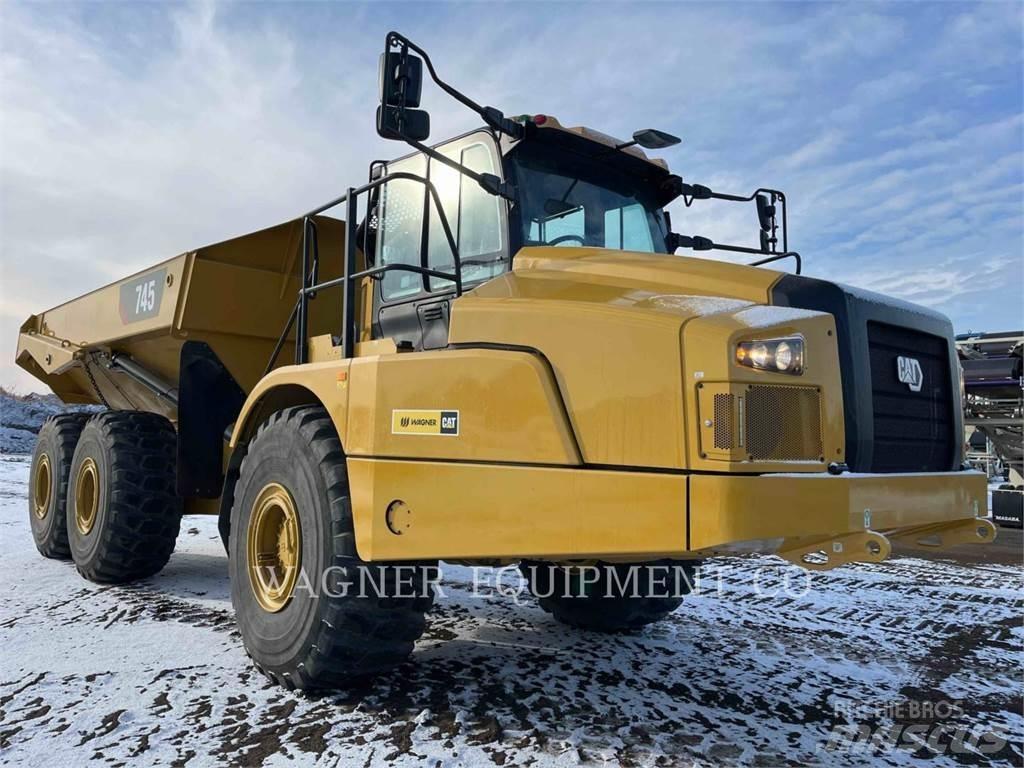 CAT 745 Шарнирно-сочленённые самосвалы
