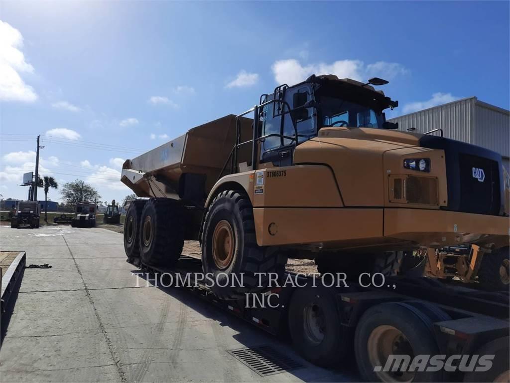 CAT 745 Шарнирно-сочленённые самосвалы