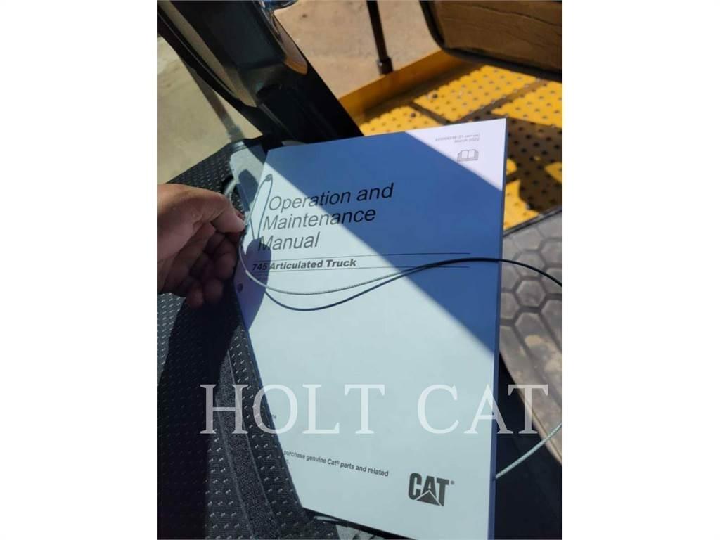 CAT 745 Шарнирно-сочленённые самосвалы