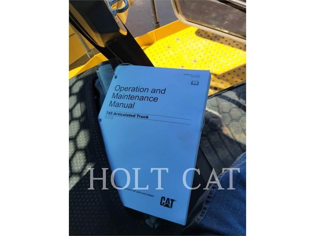 CAT 745 Шарнирно-сочленённые самосвалы
