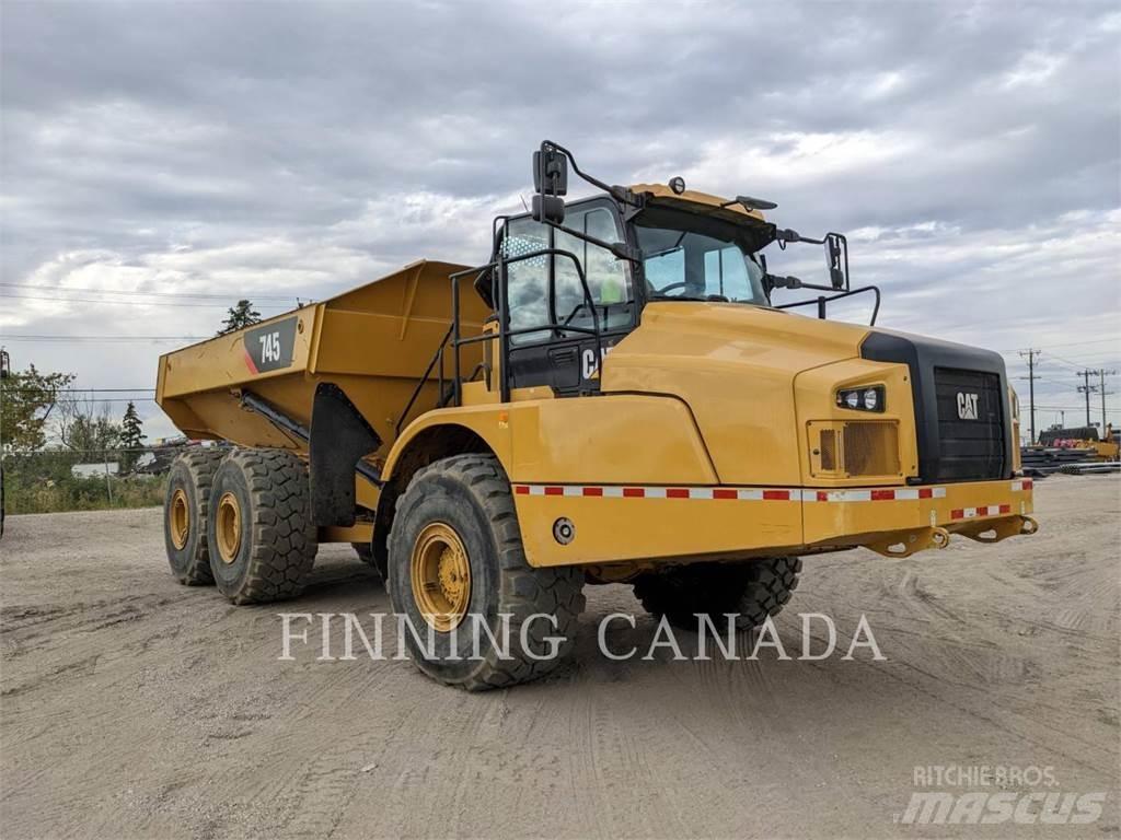 CAT 745 Шарнирно-сочленённые самосвалы