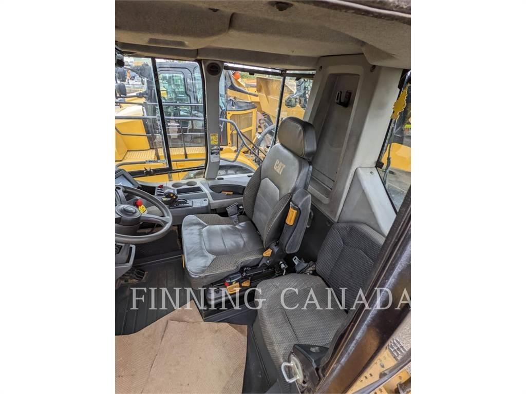 CAT 745 Шарнирно-сочленённые самосвалы