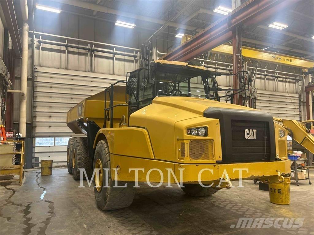 CAT 745 Шарнирно-сочленённые самосвалы