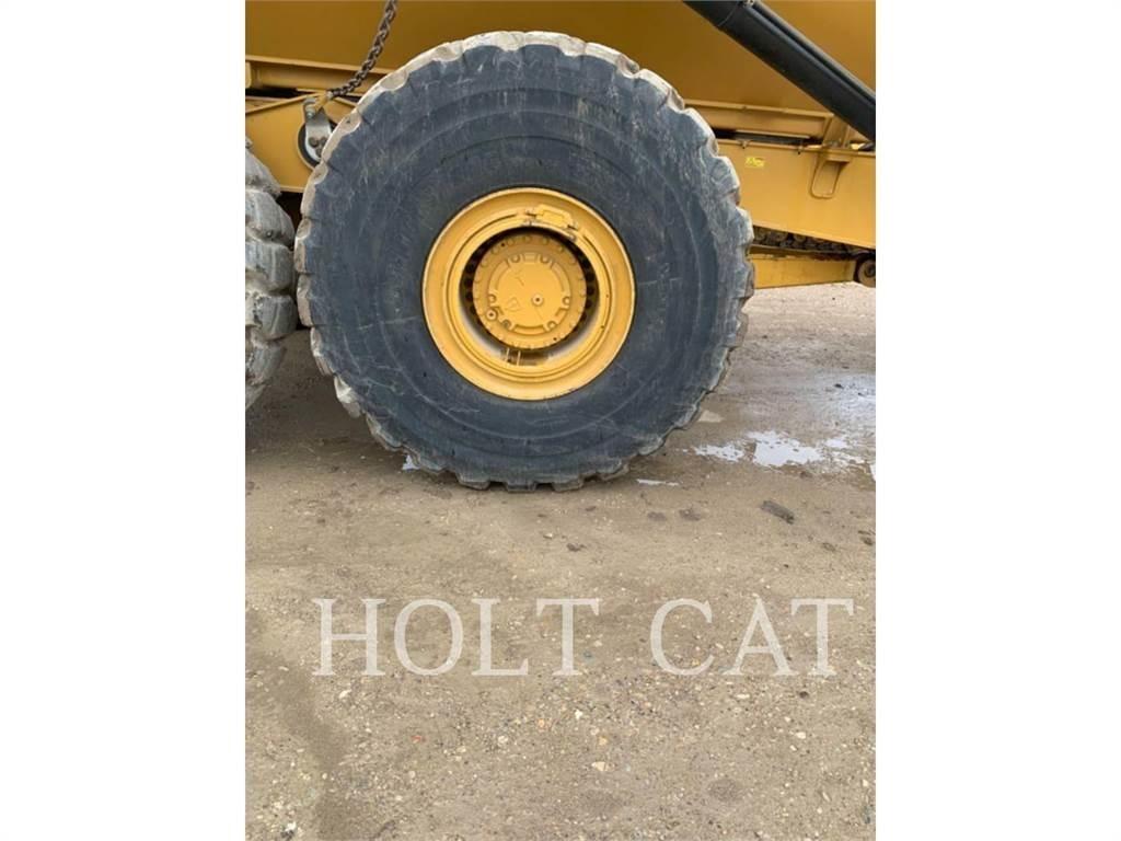 CAT 745 Шарнирно-сочленённые самосвалы