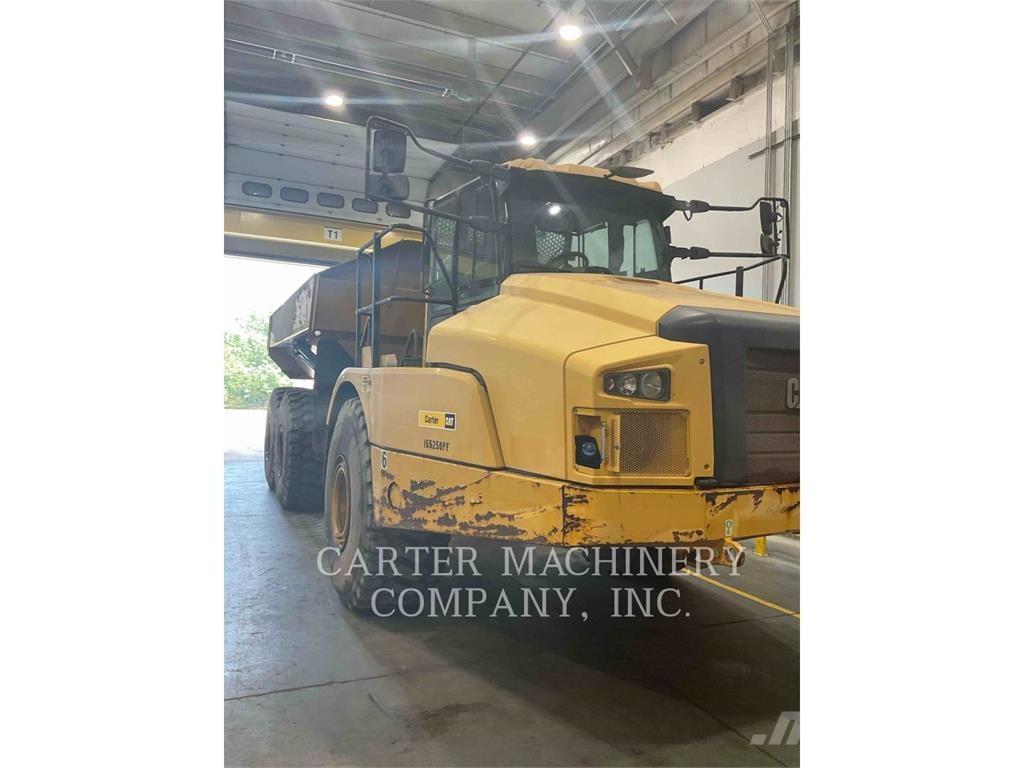 CAT 745 Шарнирно-сочленённые самосвалы