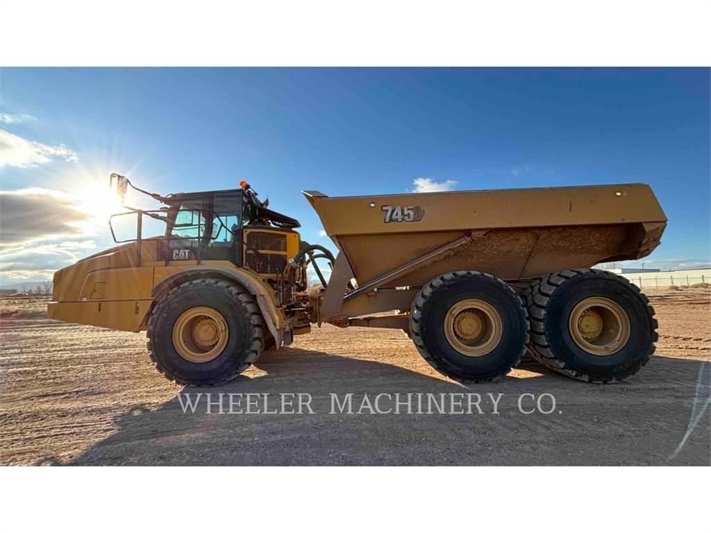 CAT 745 Шарнирно-сочленённые самосвалы