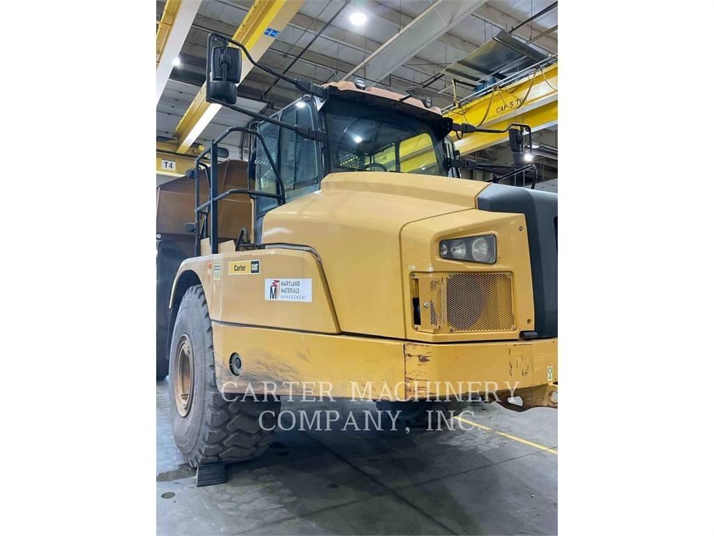 CAT 745 Шарнирно-сочленённые самосвалы