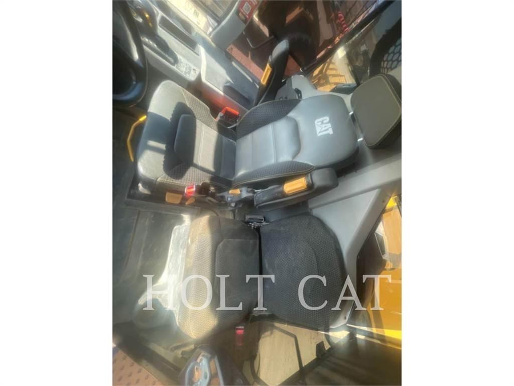 CAT 745 Шарнирно-сочленённые самосвалы