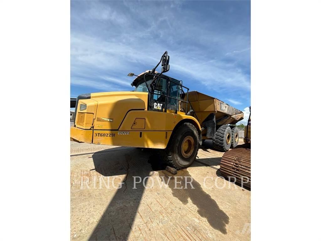 CAT 745 Шарнирно-сочленённые самосвалы