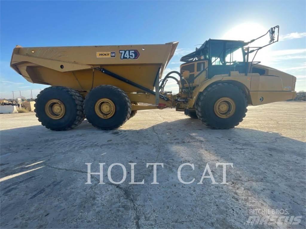 CAT 745 Шарнирно-сочленённые самосвалы