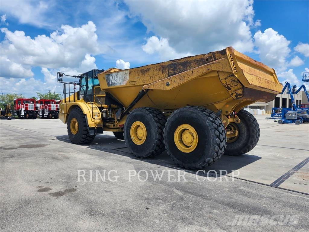 CAT 745 Шарнирно-сочленённые самосвалы