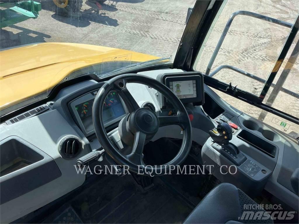 CAT 745 Шарнирно-сочленённые самосвалы