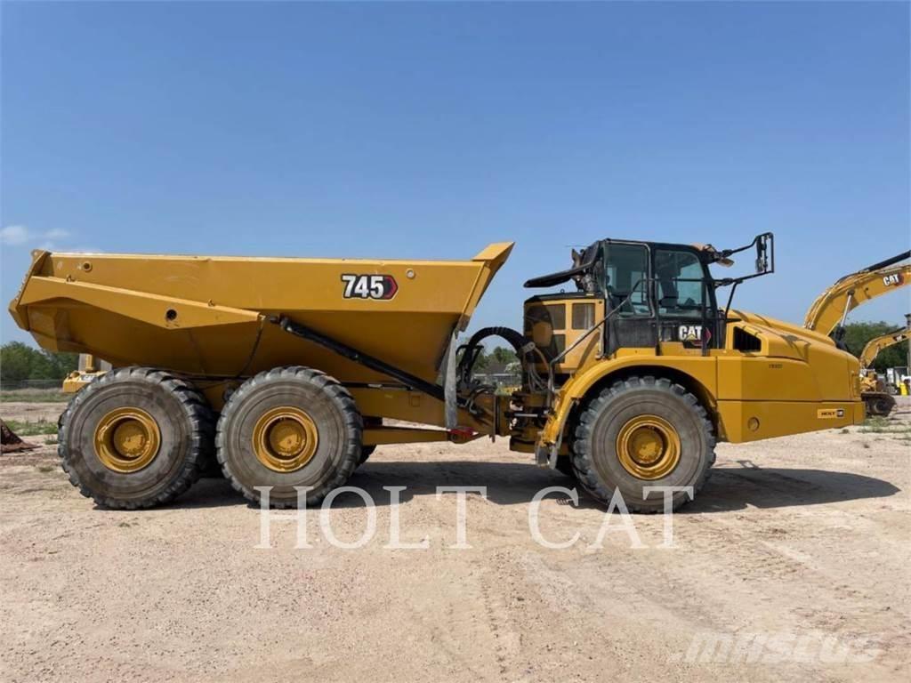 CAT 745 Шарнирно-сочленённые самосвалы