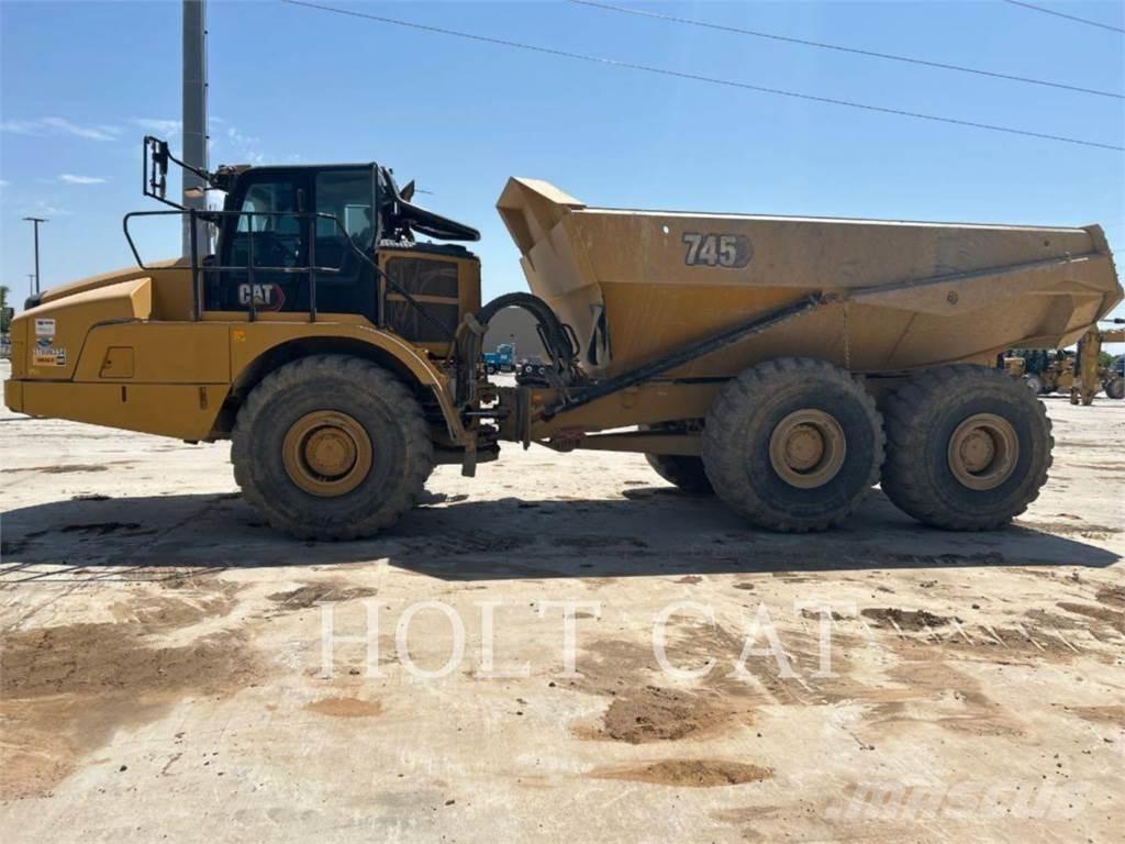 CAT 745 Шарнирно-сочленённые самосвалы